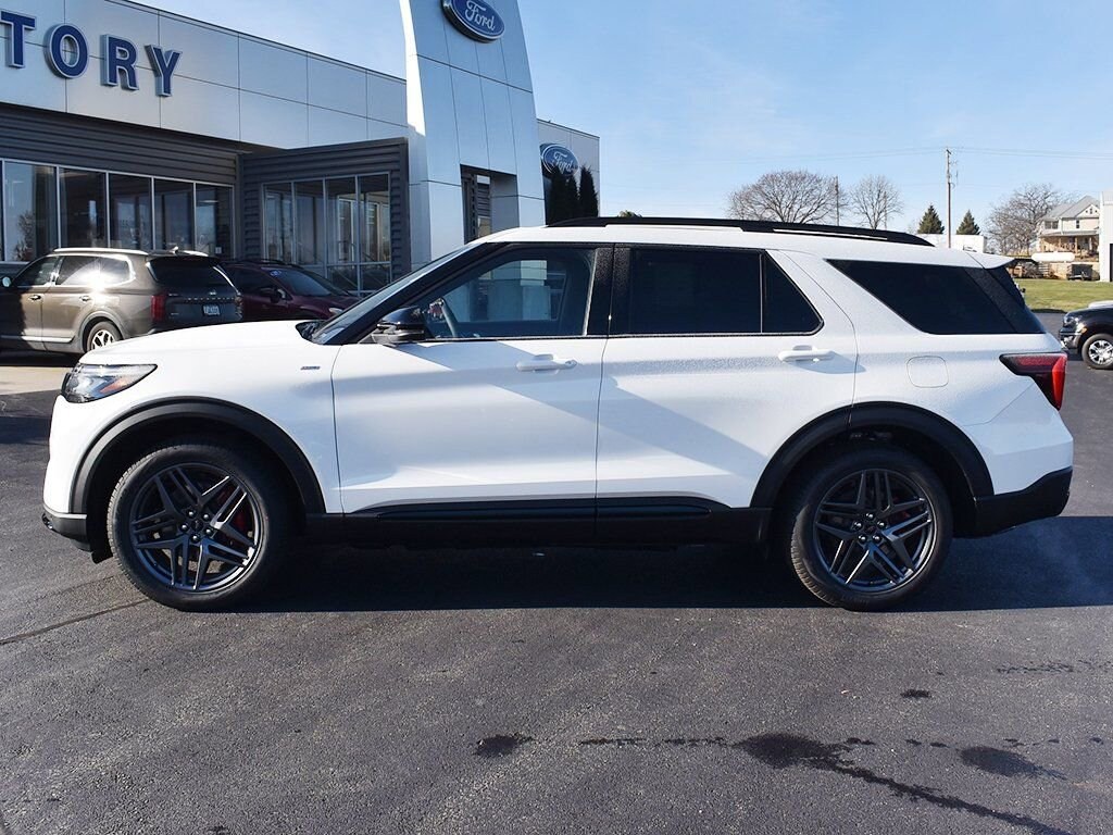 New 2026 Ford Explorer ST-Line SUV
