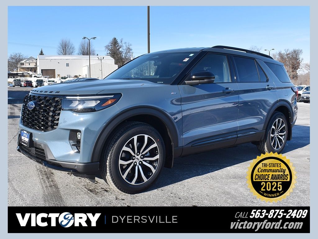 2026 Ford Explorer ST-LINE's photo