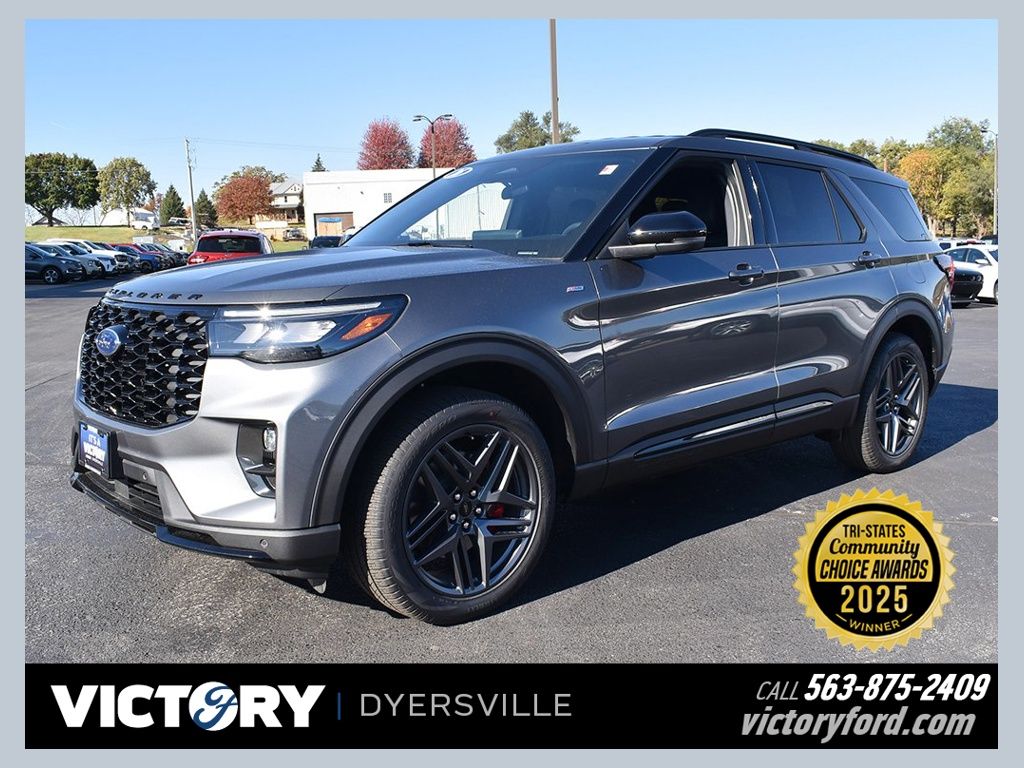 2026 Ford Explorer ST-LINE's photo