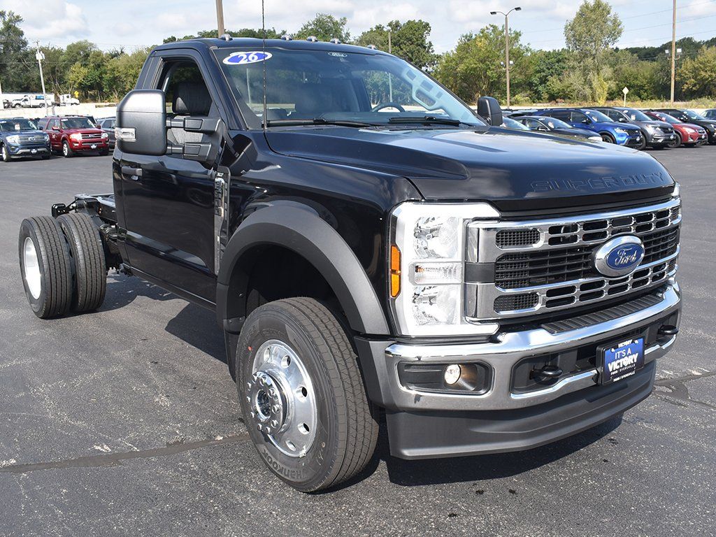 2026 Ford F-600 Super Duty Chassis Cab XLT - Photo 12