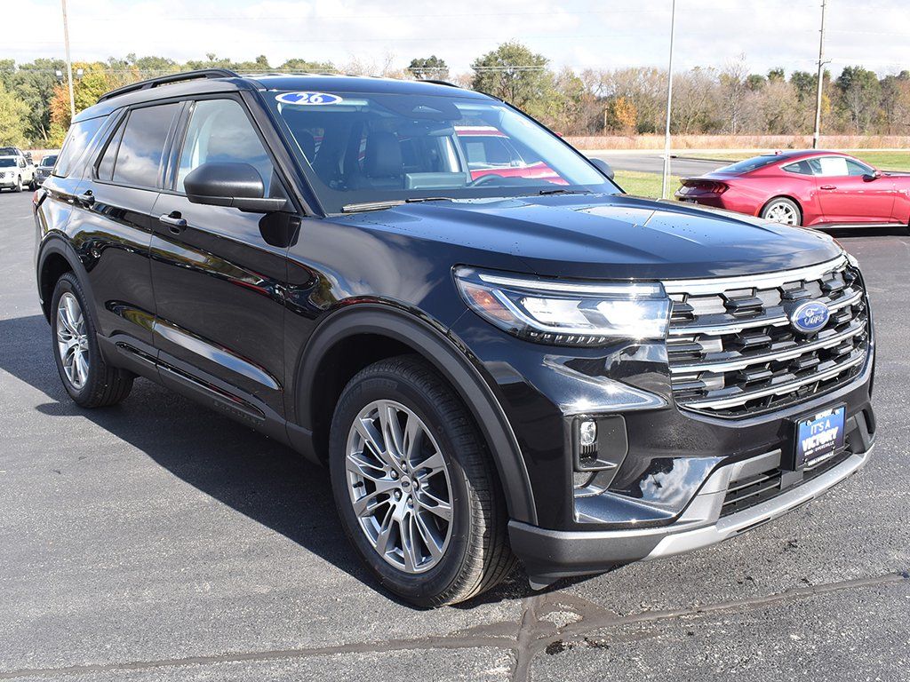 2026 Ford Explorer Active - Photo 13
