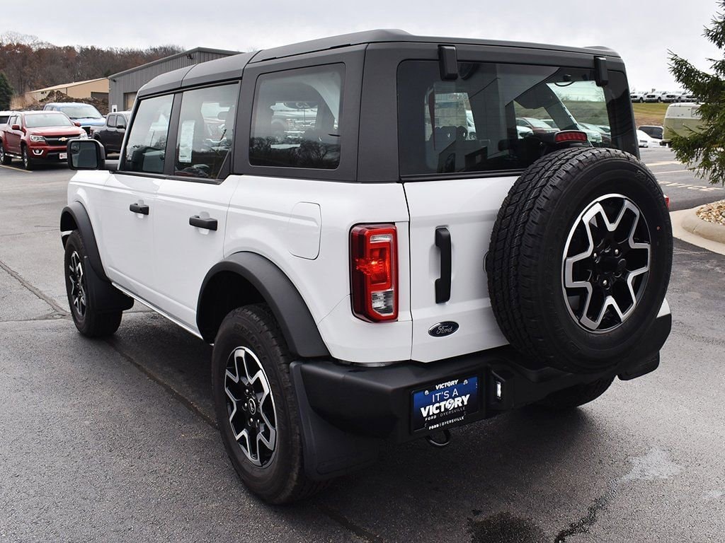 New 2025 Ford Bronco Base SUV