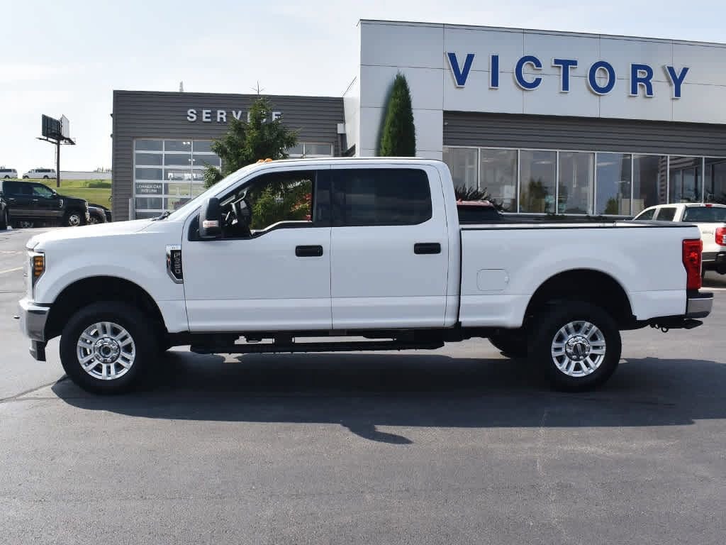 Used 2019 Ford F-350 XLT Truck Crew Cab