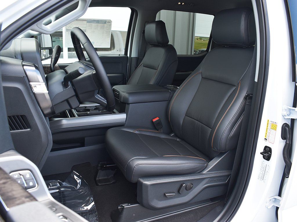 2026 Ford F-350 Super Duty Lariat - Photo 5