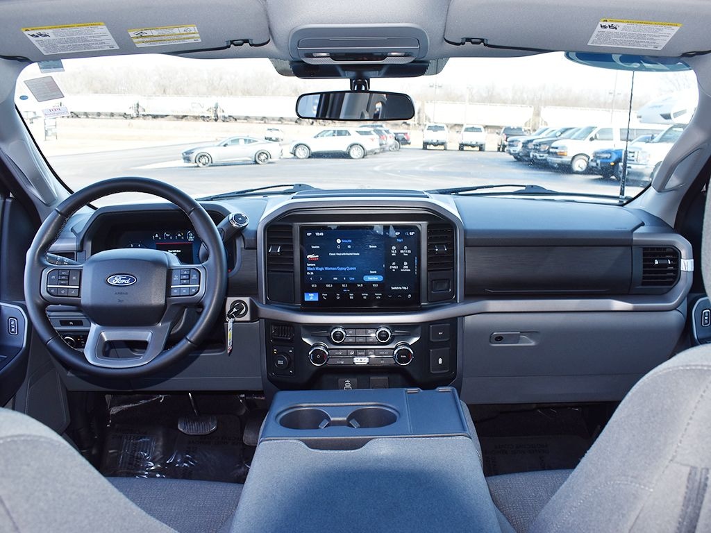 Used 2025 Ford F-150 XLT Truck SuperCrew Cab