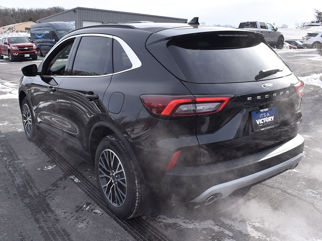 New 2026 Ford Escape PHEV SUV