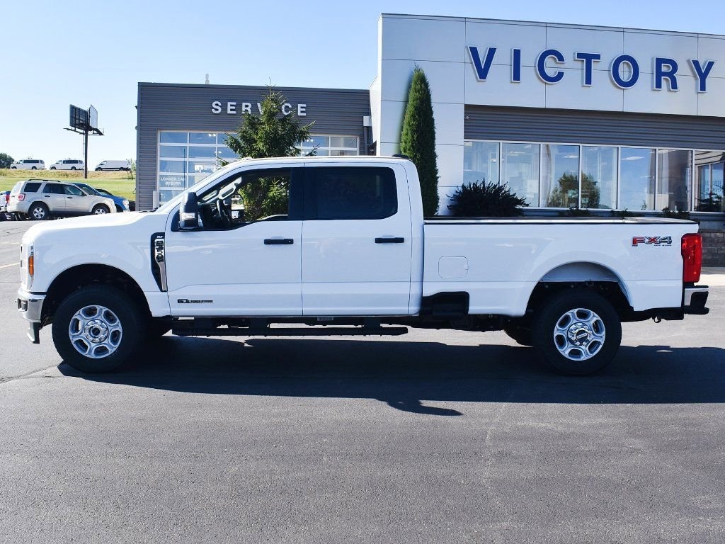 New 2026 Ford F-350 Truck Crew Cab