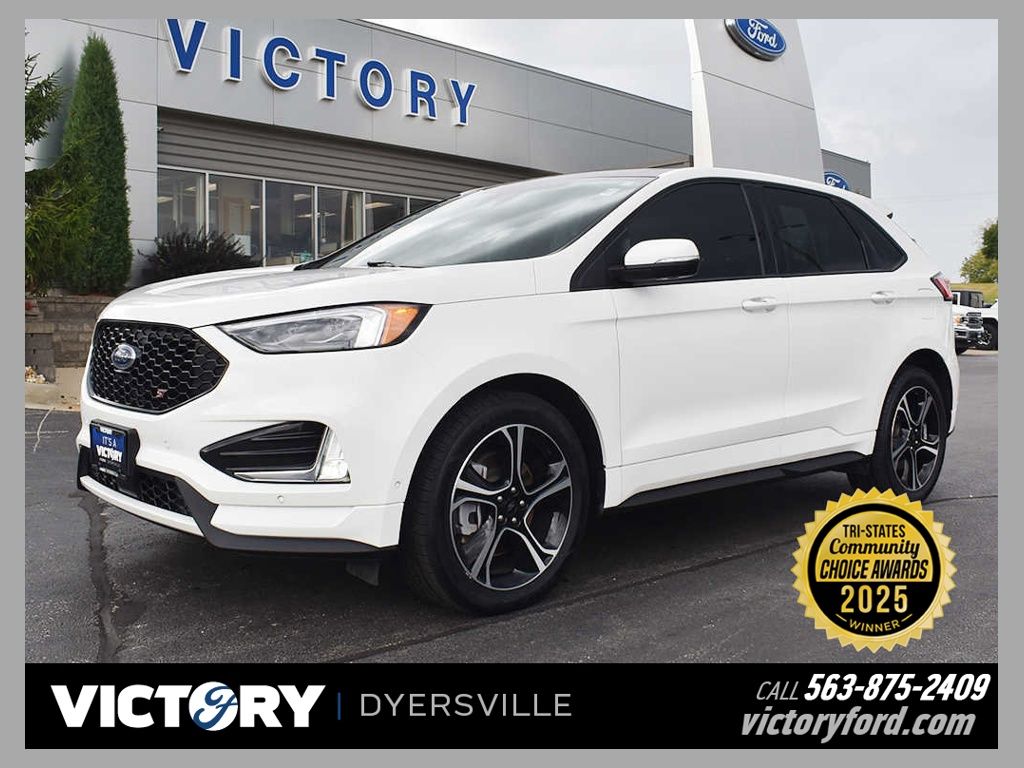 2022 Ford Edge ST's photo