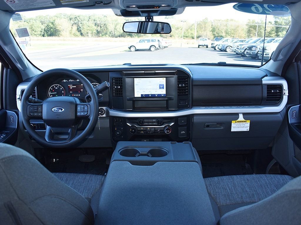 New 2026 Ford F-250 Truck Crew Cab