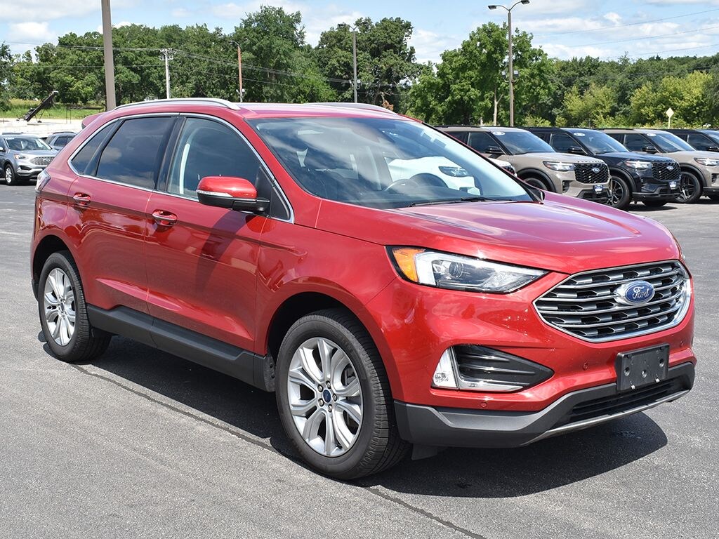Certified 2022 Ford Edge Titanium SUV