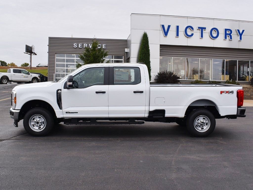 New 2026 Ford F-250 Truck Crew Cab