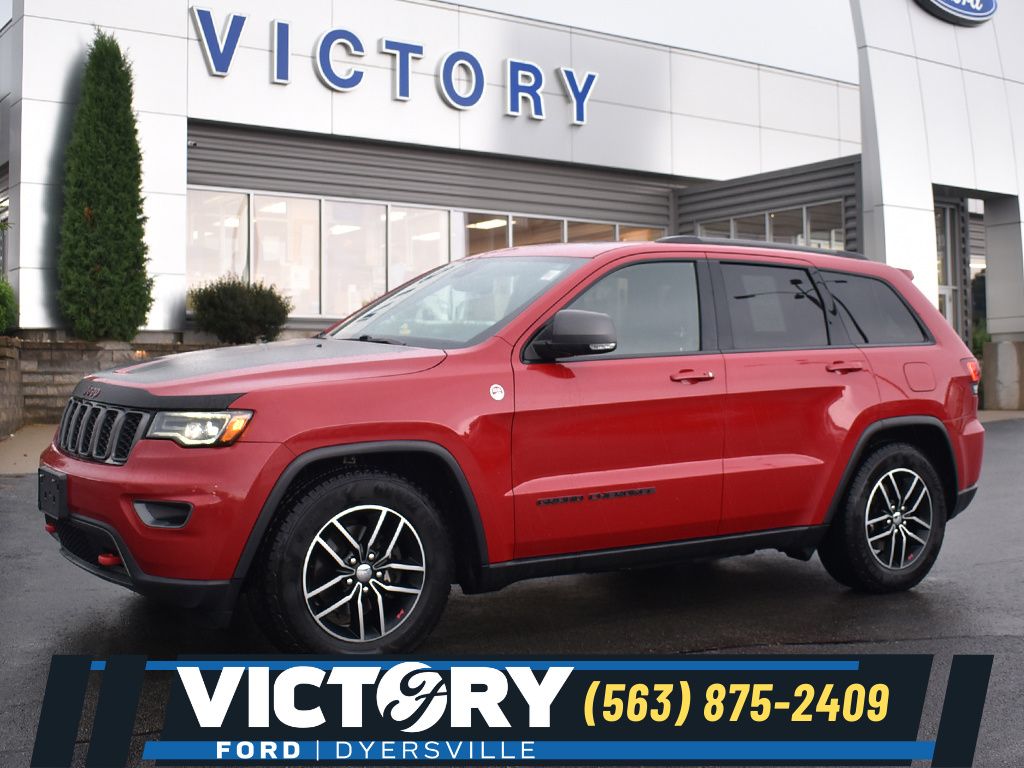 2017 Jeep Grand Cherokee Trailhawk's photo