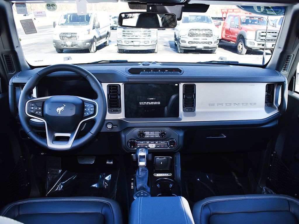 New 2026 Ford Bronco Outer Banks SUV