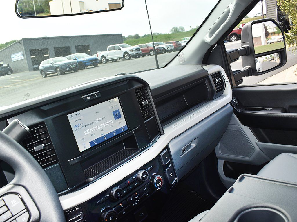 2025 Ford F-250 Super Duty XL - Photo 17