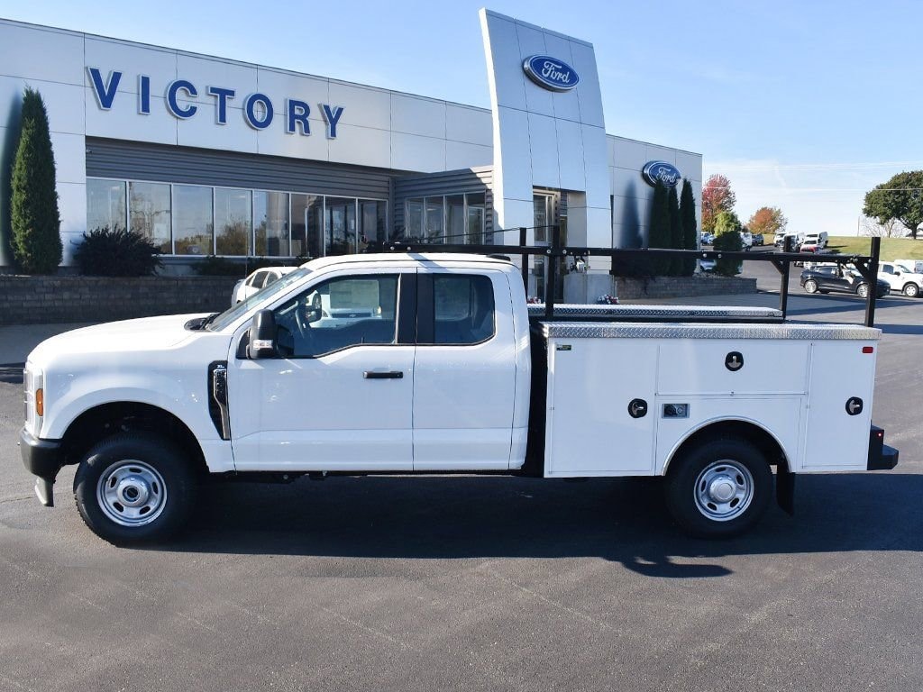 New 2025 Ford F-250 Truck Super Cab