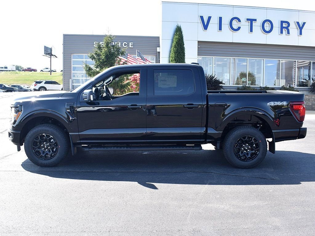 New 2025 Ford F-150 XLT Truck SuperCrew Cab