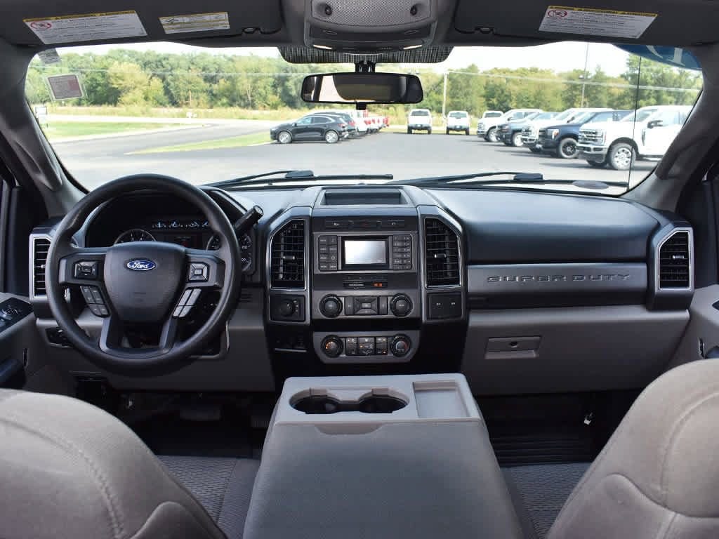 Used 2019 Ford F-350 XLT Truck Crew Cab