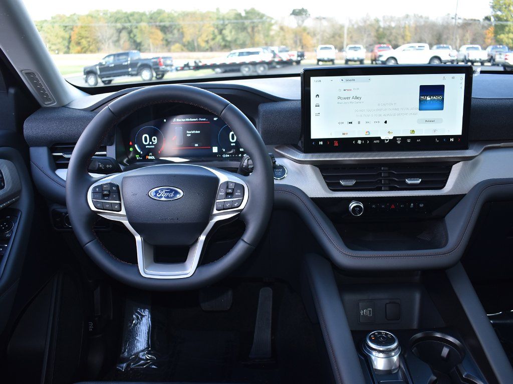 2026 Ford Explorer Active - Photo 17