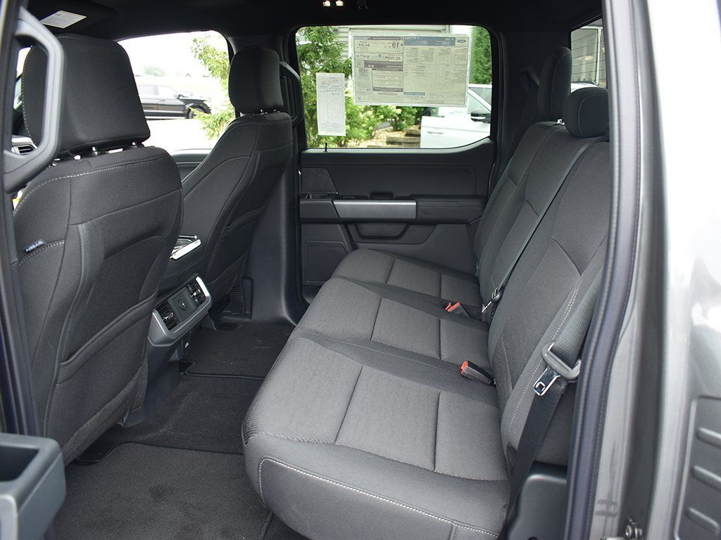 2025 Ford F-150 XLT - Photo 7