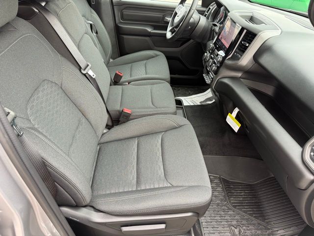 2026 RAM 1500 Warlock - Photo 15