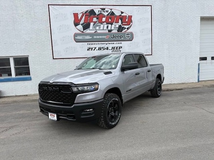 2026 Ram 1500 WARLOCK CREW CAB 4X4 5'7 BOX Pickup
