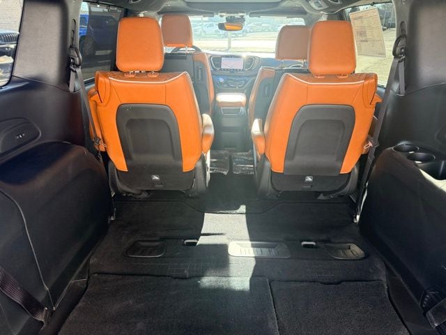 2026 Chrysler Pacifica Pinnacle - Photo 9