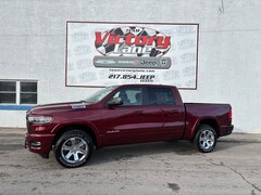 2025 Ram 1500 BIG HORN CREW CAB 4X4 5'7 BOX Pickup