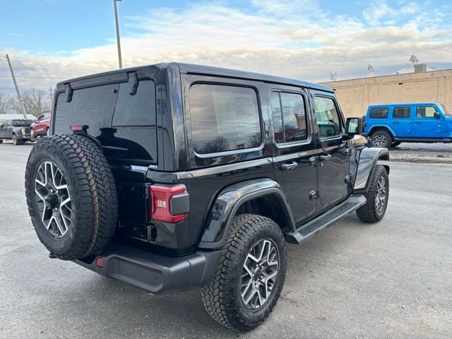 2025 Jeep Wrangler 4-Door Sahara - Photo 10