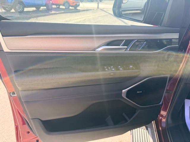 2026 Jeep Grand Wagoneer Limited Altitude - Photo 11