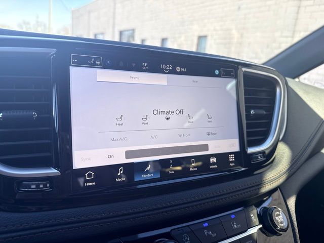 2026 Chrysler Pacifica Pinnacle - Photo 35