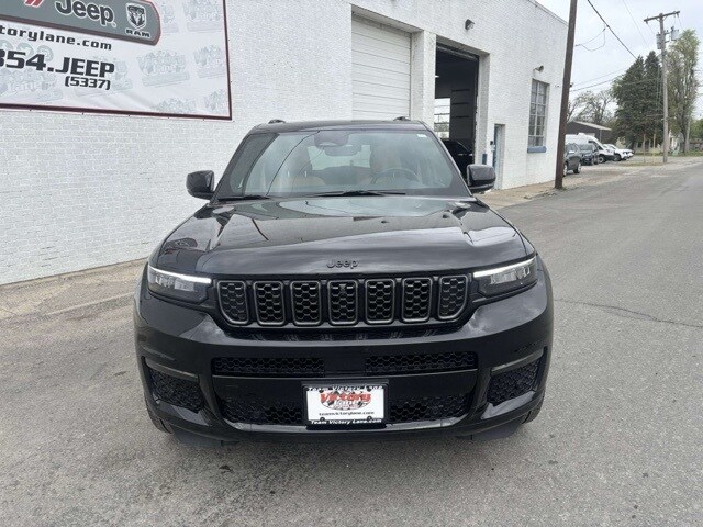 2024 Jeep Grand Cherokee L Summit photo 2