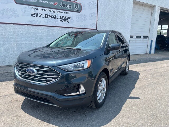 2022 Ford Edge SEL photo 3