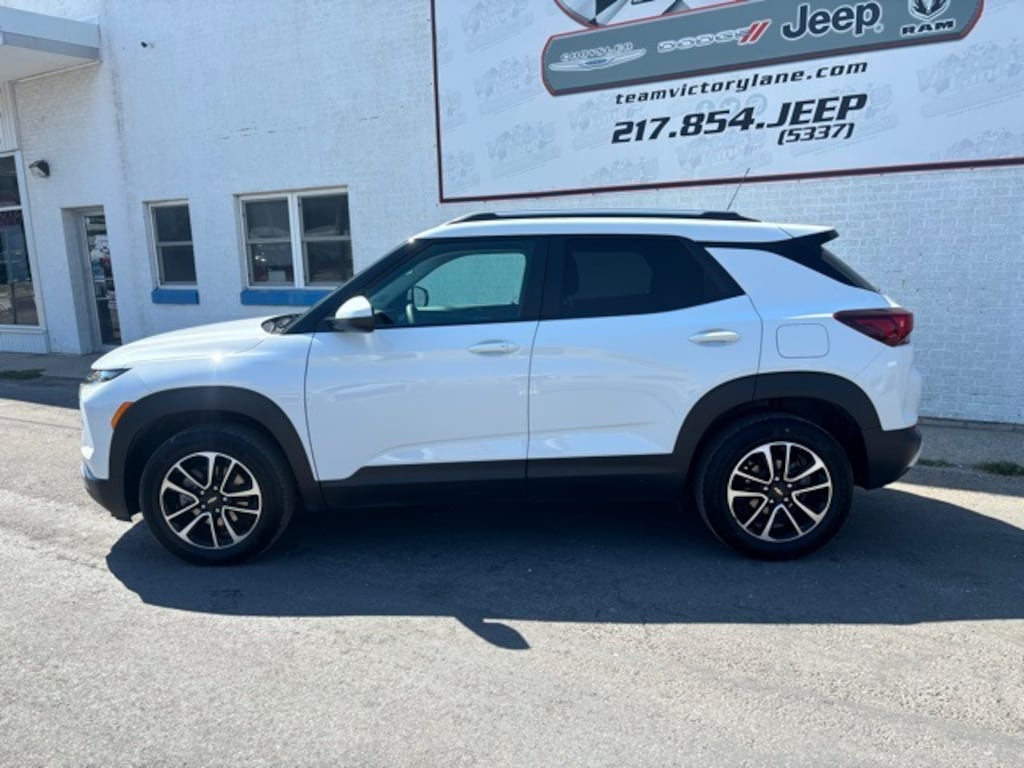 Used 2025 Chevrolet Trailblazer LT SUV