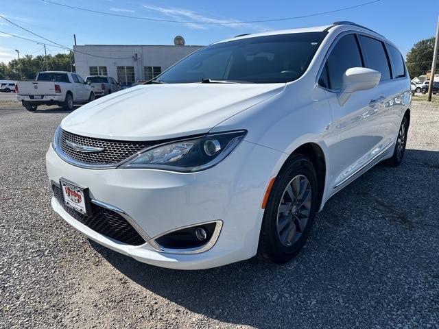 Used 2019 Chrysler Pacifica Touring L Plus with VIN 2C4RC1EGXKR746247 for sale in Carlinville, IL