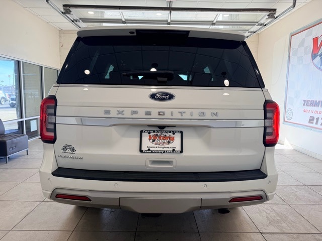 2023 Ford Expedition Platinum photo 3