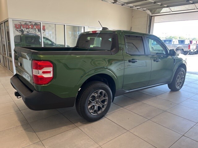 2025 Ford Maverick XLT photo 3