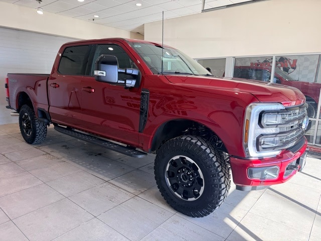 2026 Ford F-250 Platinum photo 3