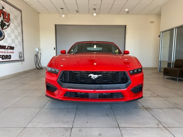 2025 Ford Mustang Convertible EcoBoost photo 2