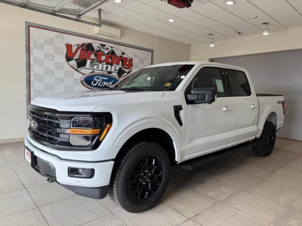 New 2025 Ford F-150 XLT Truck SuperCrew Cab