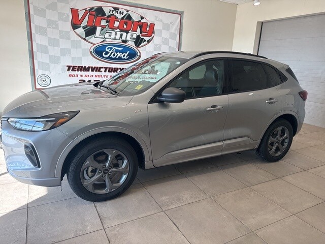2024 Ford Escape ST-Line photo 2