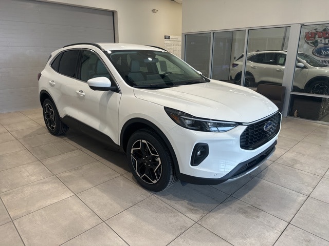 2026 Ford Escape Platinum photo 2