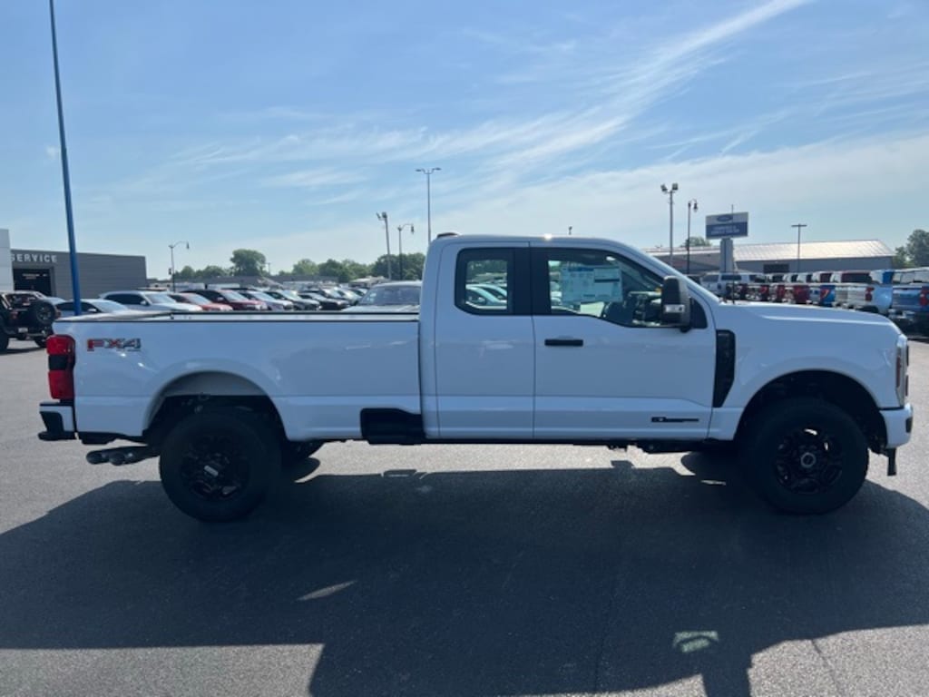 New 2025 Ford F-250 XL Truck Super Cab