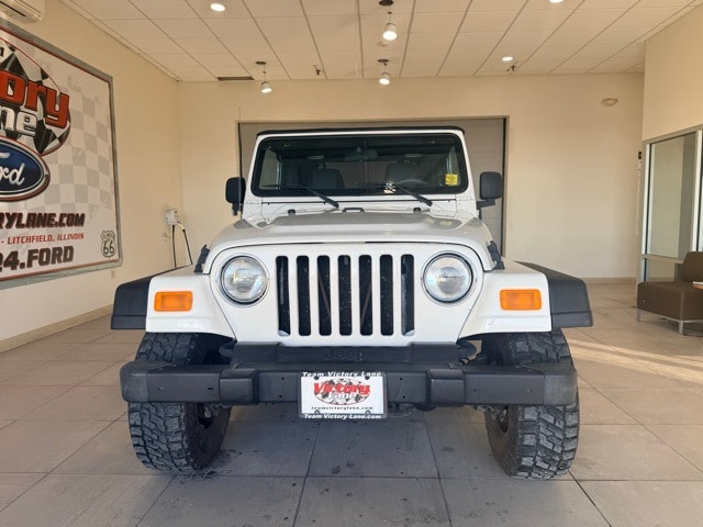2004 Jeep Wrangler X photo 2