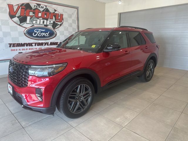 2026 Ford Explorer ST-LINE 4WD's photo