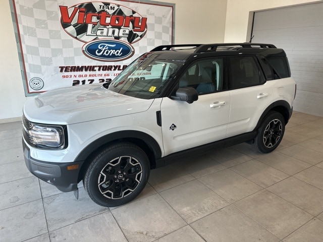 2025 Ford Bronco Sport Outer Banks's photo