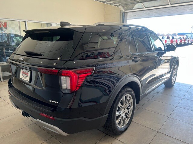 2026 Ford Explorer Platinum photo 3