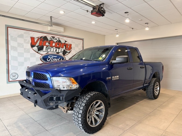 2017 RAM 1500 Express Quad Cab 4WD