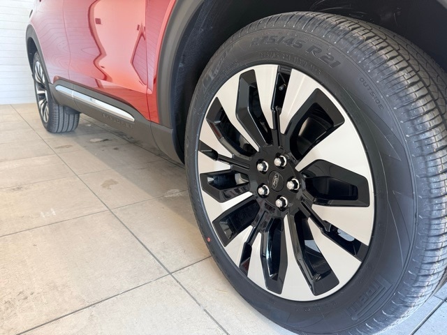 2026 Ford Explorer Platinum photo 3