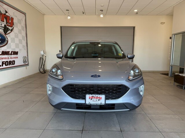 2022 Ford Escape Hybrid SEL photo 2
