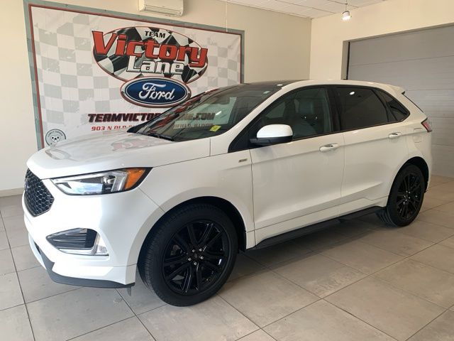 2023 Ford Edge ST-Line AWD's photo
